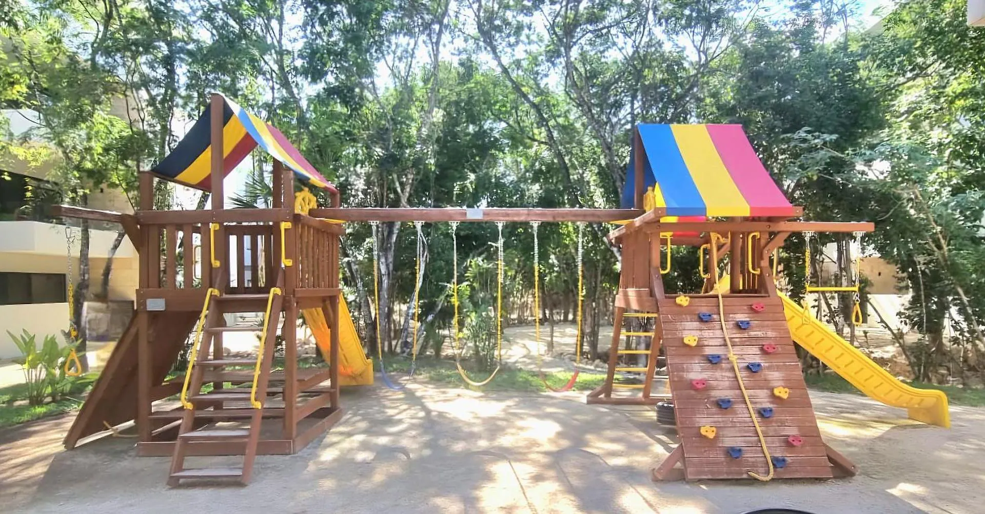 Encantador Departamento Con Vista A La Piscina Y A 10 Minutos De La Playa! Playa del Carmen Mexiko