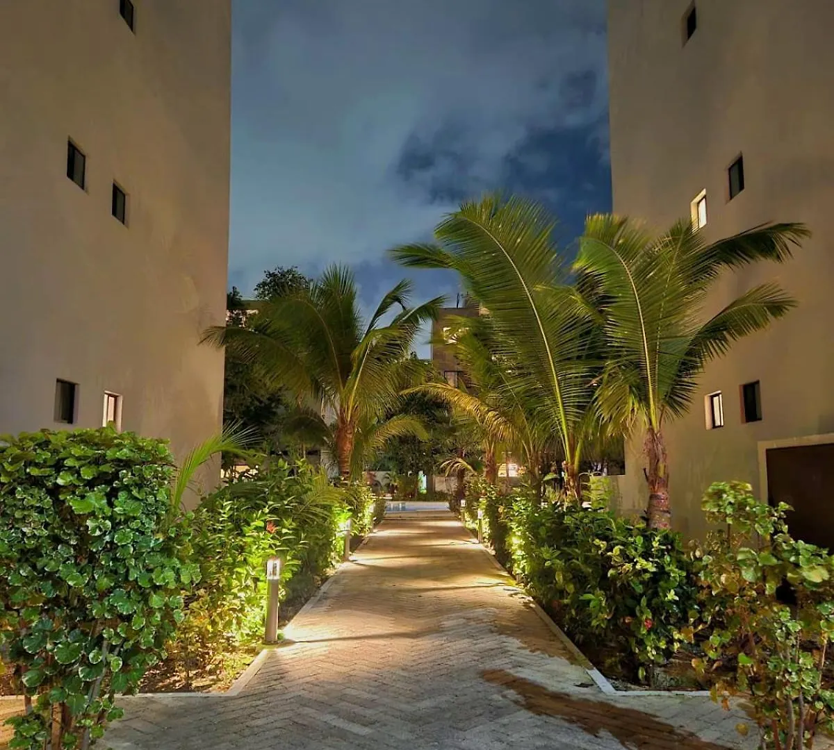 Encantador Departamento Con Vista A La Piscina Y A 10 Minutos De La Playa! Playa del Carmen Apartment